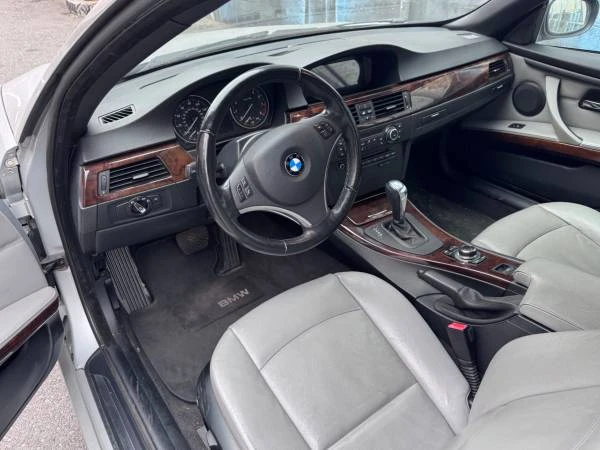 2012 BMW E93 3 Series Convertible - Image 4 of 6