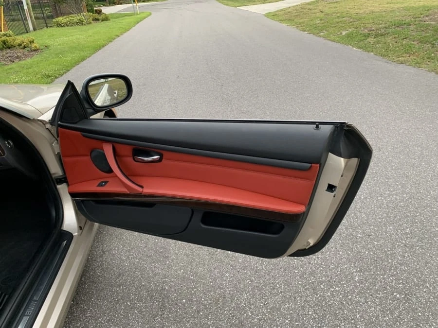 2012 BMW E93 3 Series Convertible - Image 14 of 17
