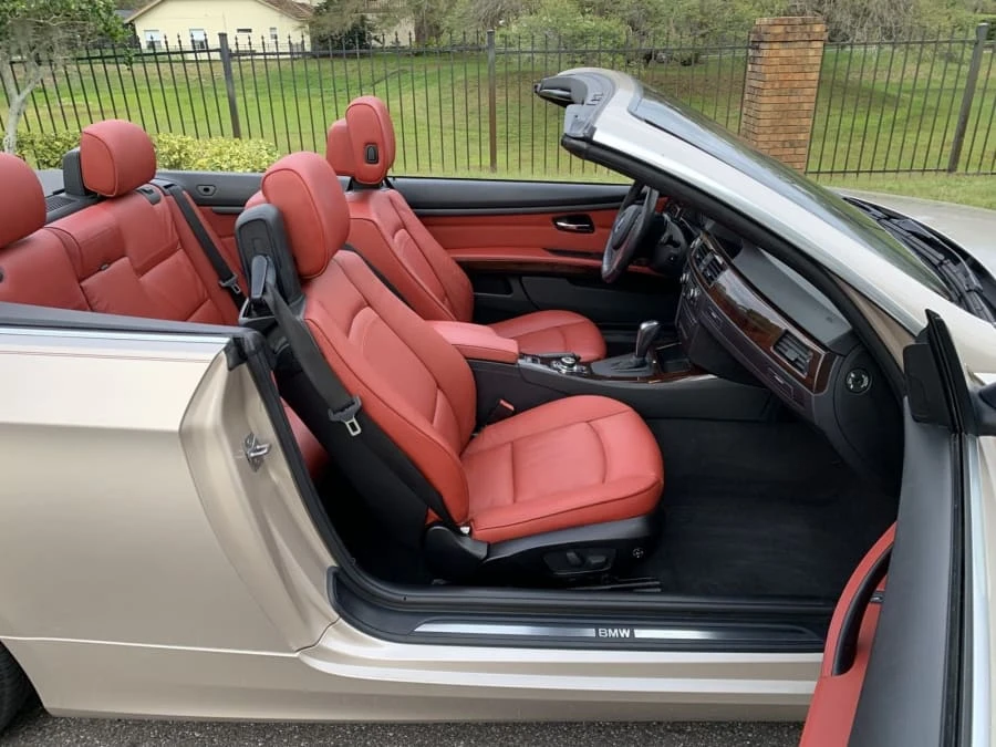 2012 BMW E93 3 Series Convertible - Image 11 of 17