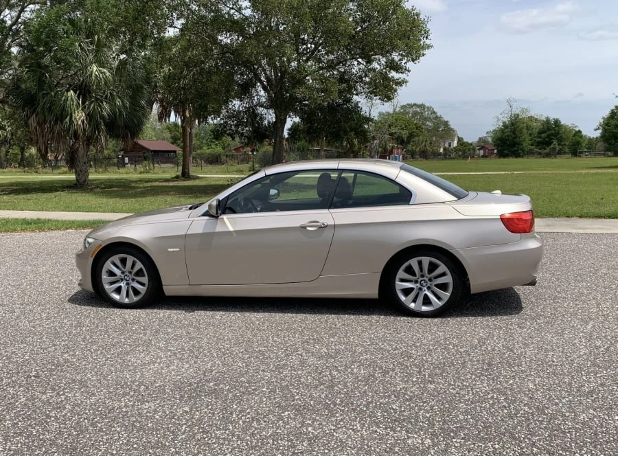 2012 BMW E93 3 Series Convertible - Image 2 of 17