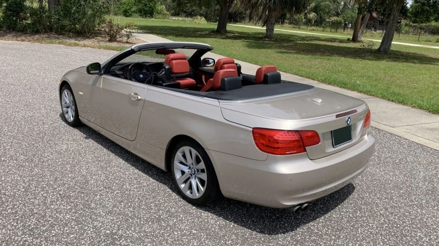2012 BMW E93 3 Series Convertible - Image 9 of 17
