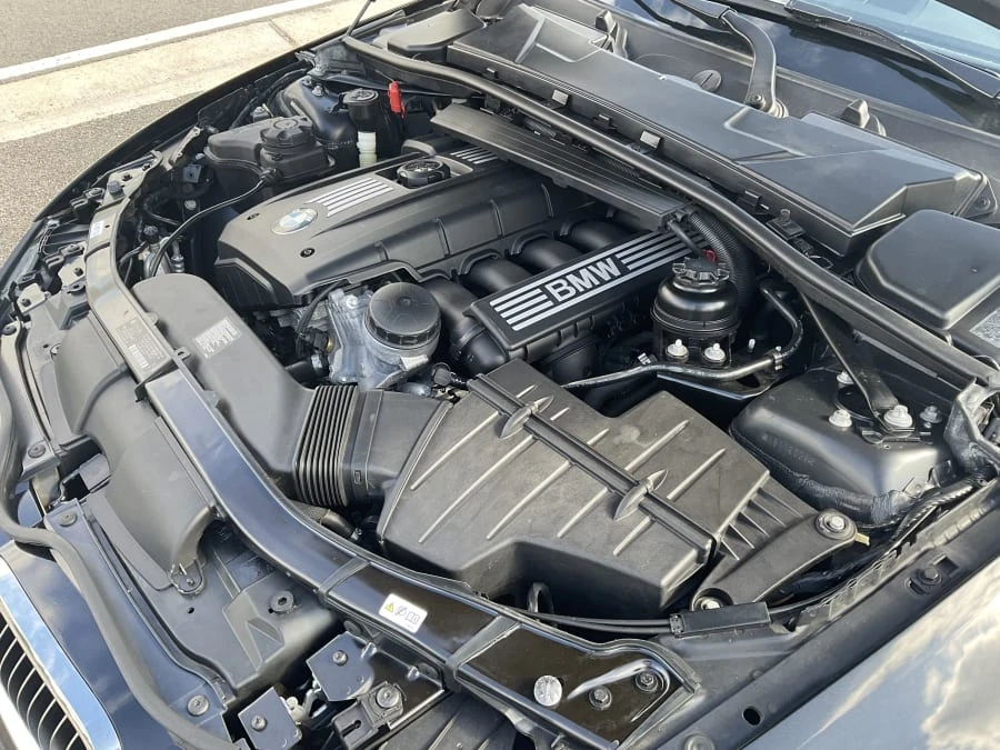 2012 BMW E93 3 Series Convertible - Image 13 of 13