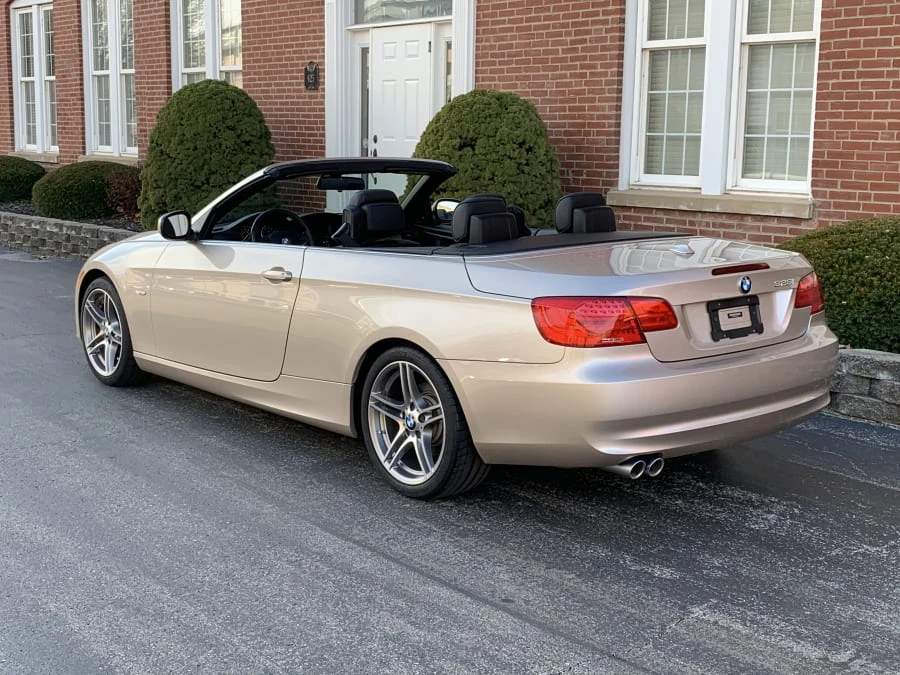 2012 BMW E93 3 Series Convertible - Image 3 of 10