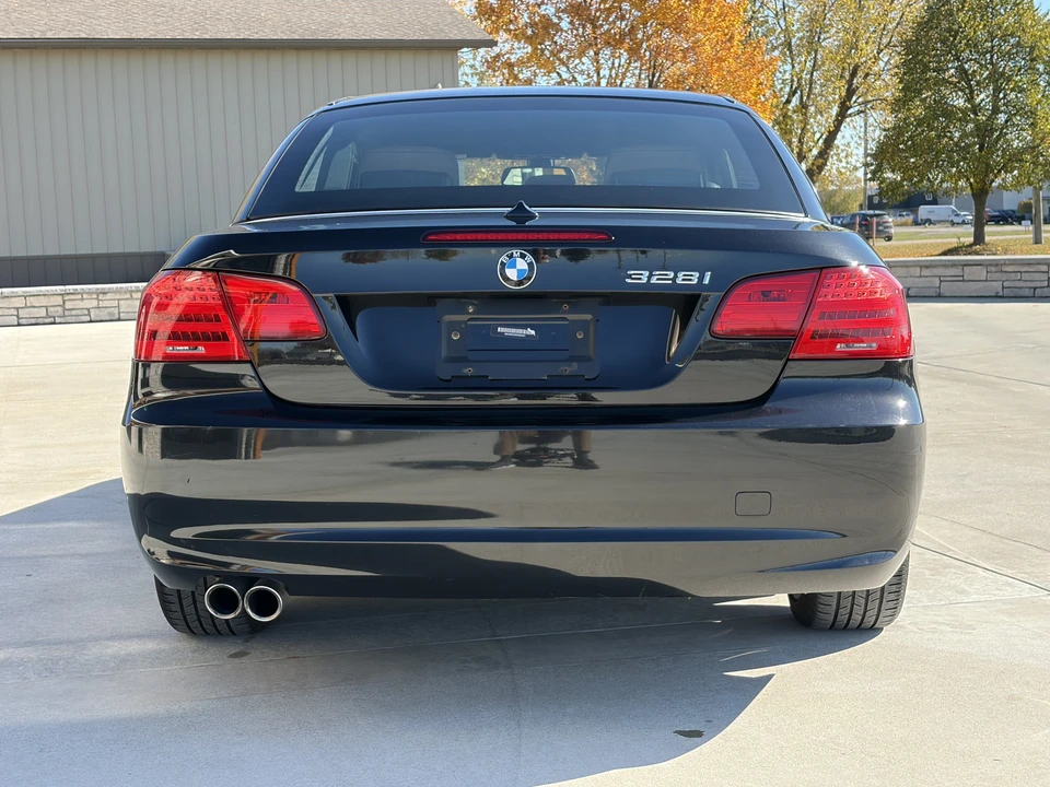 2012 BMW E93 3 Series Convertible - Image 5 of 31