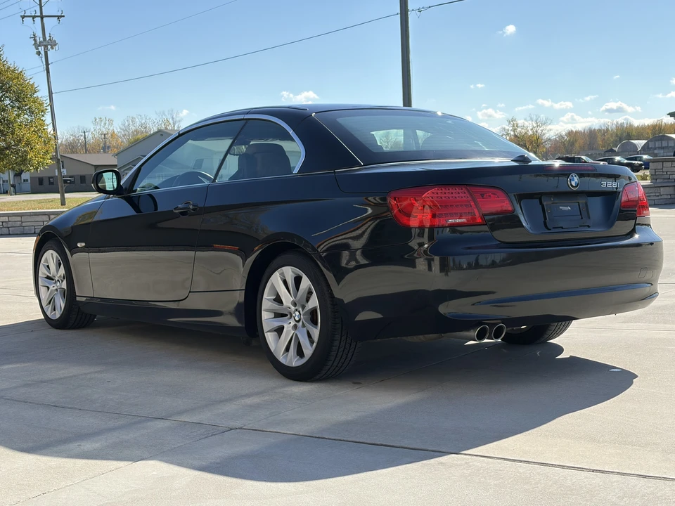 2012 BMW E93 3 Series Convertible - Image 15 of 31