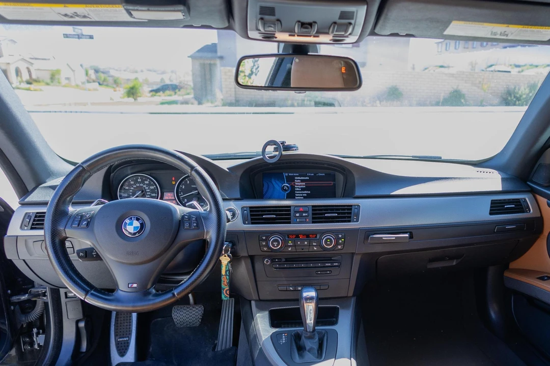 2012 BMW E92 3 Series Coupe - Image 26 of 31