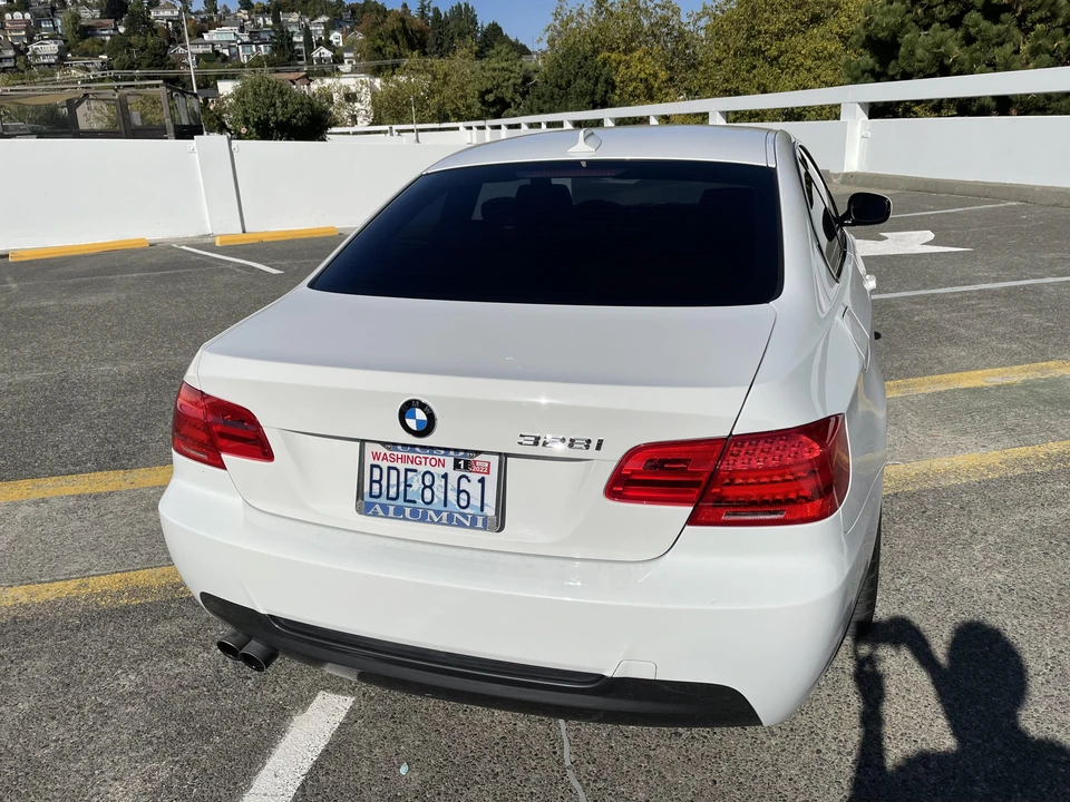 2012 BMW E92 3 Series Coupe - Image 26 of 31