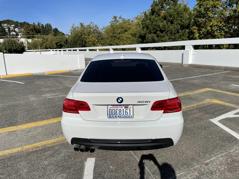 2012 BMW E92 3 Series Coupe - Image 24 of 31