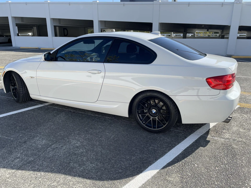 2012 BMW E92 3 Series Coupe - Image 13 of 31