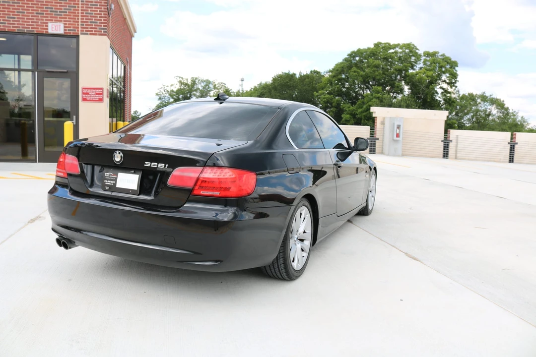 2012 BMW E92 3 Series Coupe - Image 27 of 31