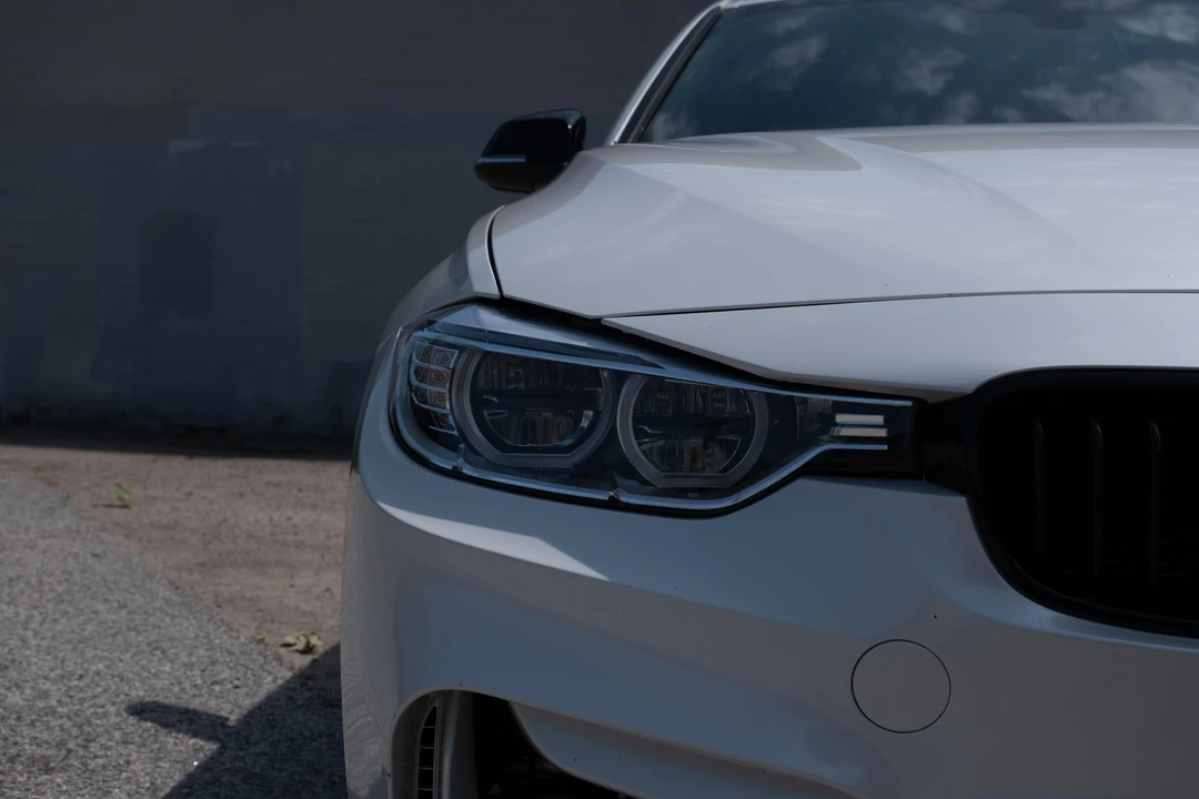 2012 BMW F30 3 Series Sedan - Image 18 of 31