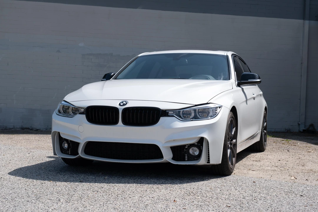 2012 BMW F30 3 Series Sedan - Image 6 of 31