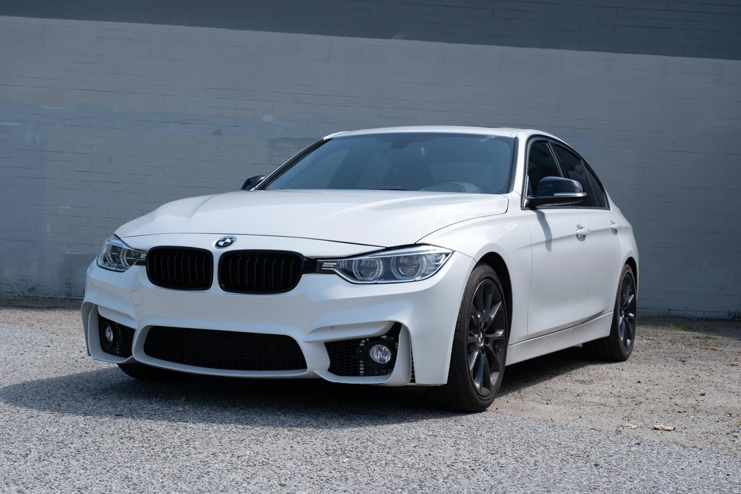 2012 BMW F30 3 Series Sedan - Image 7 of 31