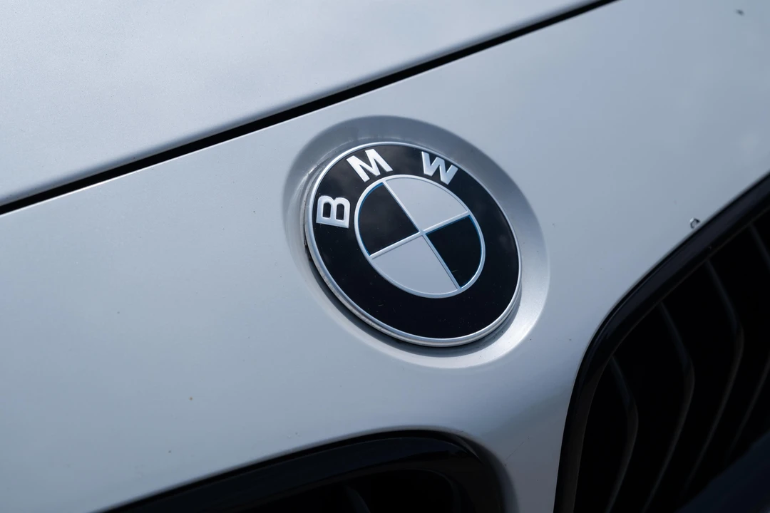2012 BMW F30 3 Series Sedan - Image 16 of 31