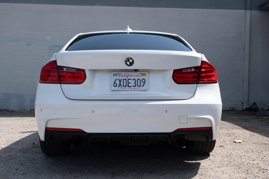 2012 BMW F30 3 Series Sedan - Image 10 of 31
