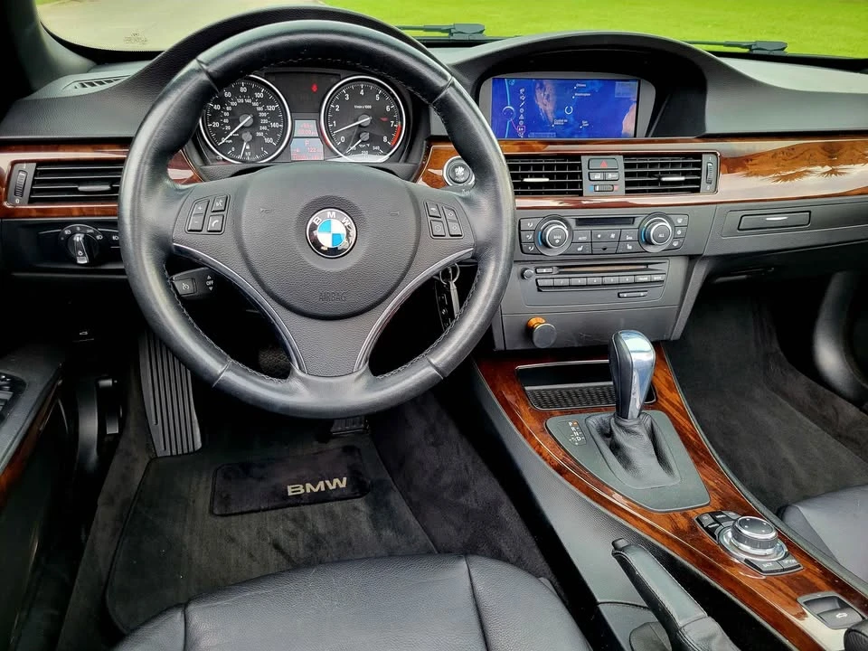 2012 BMW E93 3 Series Convertible - Image 2 of 19
