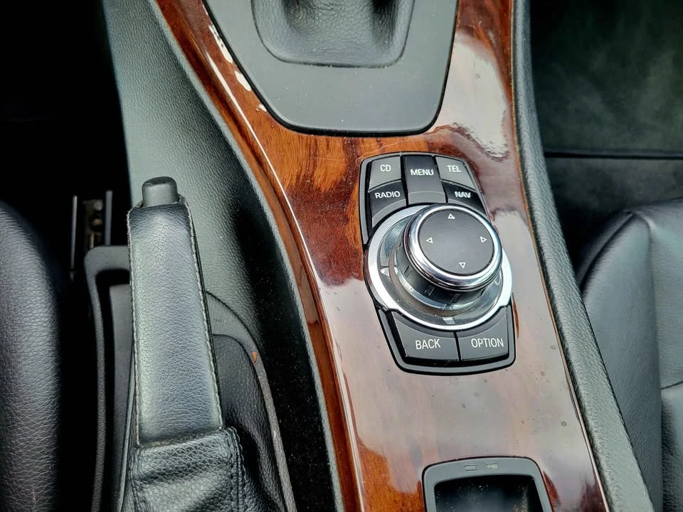 2012 BMW E93 3 Series Convertible - Image 14 of 19