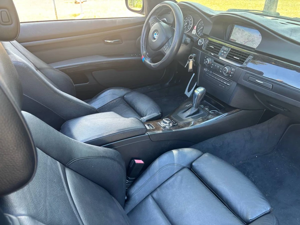2012 BMW E93 3 Series Convertible - Image 11 of 14