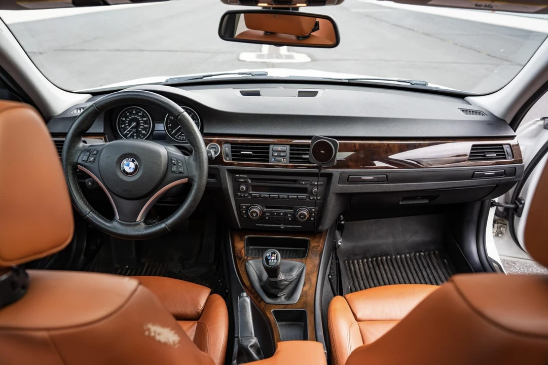 2012 BMW E91 3 Series Touring - Image 5 of 8
