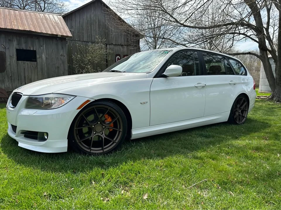 2012 BMW F31 3 Series Touring - Image 2 of 10