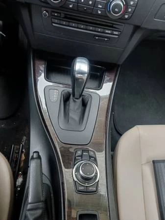 2012 BMW E93 335i Convertible - Image 15 of 20