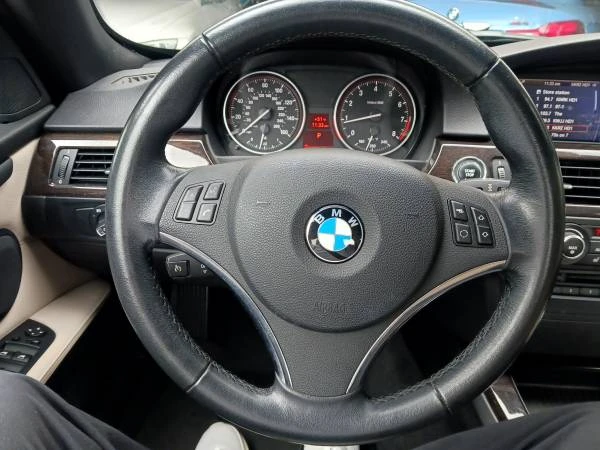 2012 BMW E93 335i Convertible - Image 13 of 20