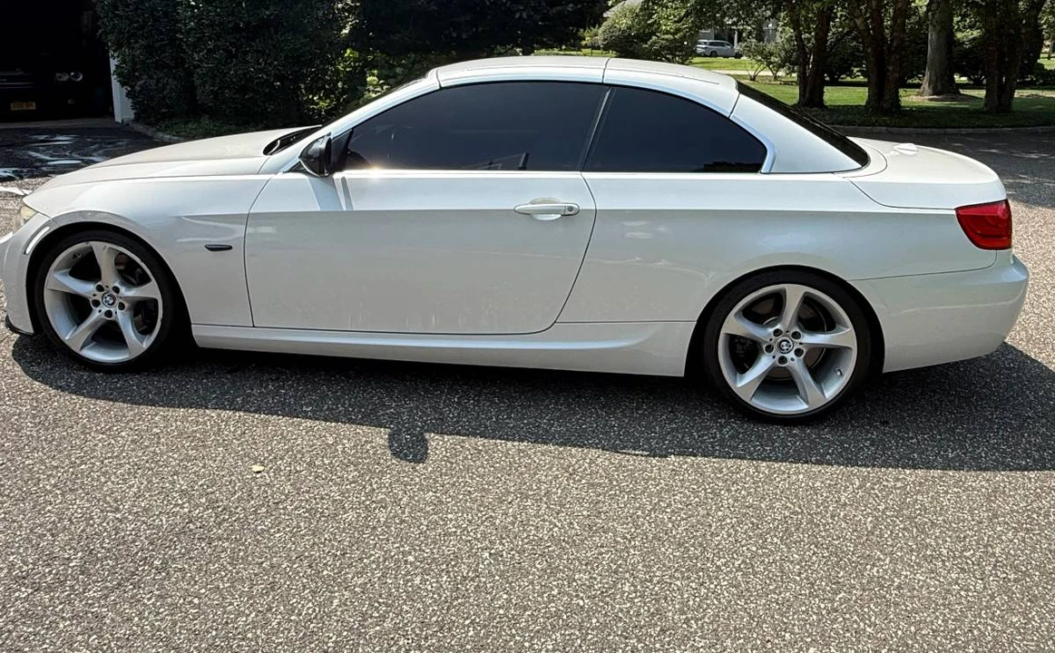 2012 BMW E93 335i Convertible - Image 5 of 16