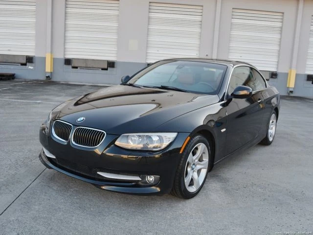 2012 BMW E93 335i Convertible - Image 2 of 12
