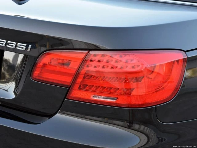 2012 BMW E93 335i Convertible - Image 17 of 21