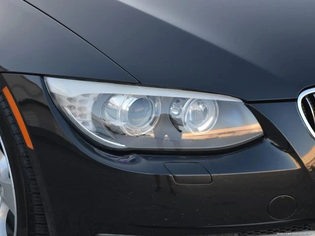 2012 BMW E93 335i Convertible - Image 14 of 21
