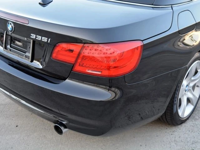 2012 BMW E93 335i Convertible - Image 15 of 21