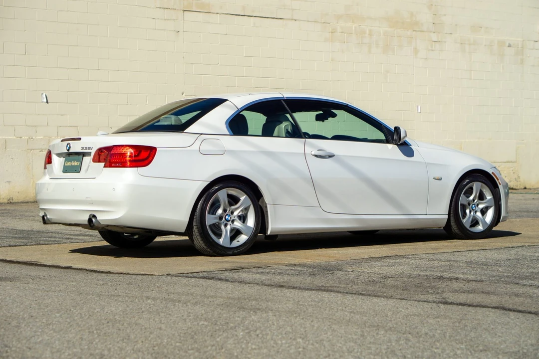 2012 BMW E93 335i Convertible - Image 2 of 7