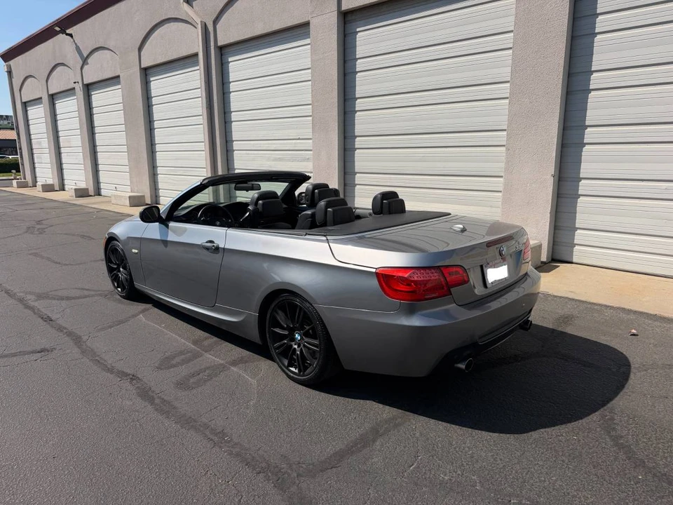 2012 BMW E93 335i Convertible - Image 10 of 13