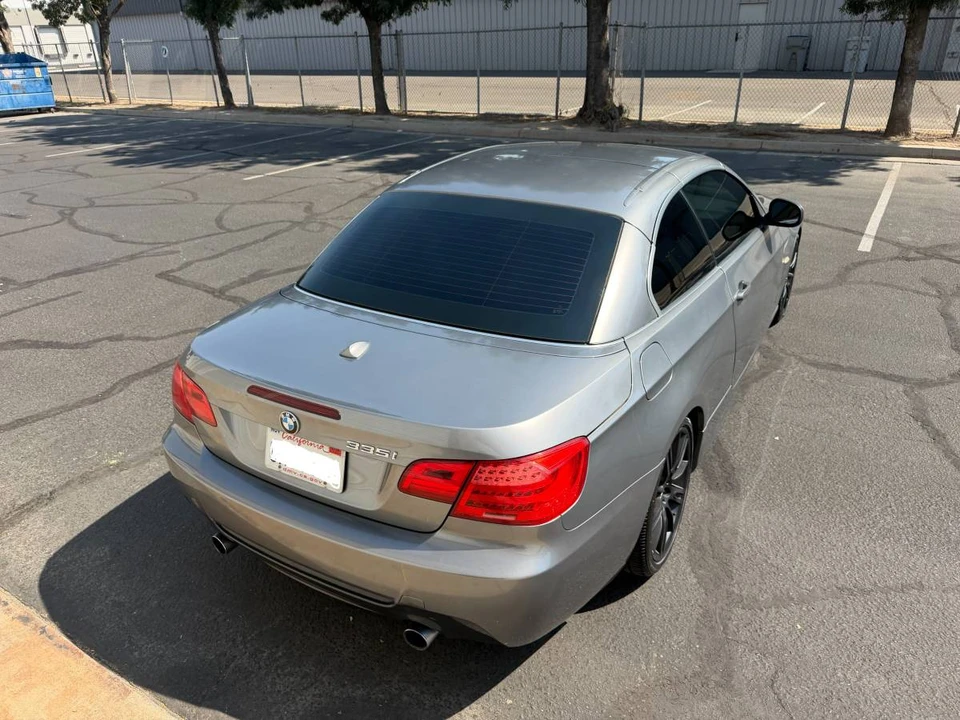 2012 BMW E93 335i Convertible - Image 13 of 13