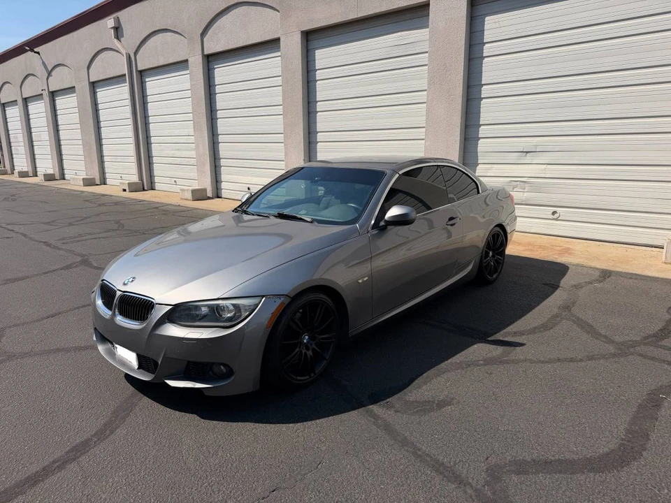 2012 BMW E93 335i Convertible - Image 2 of 13