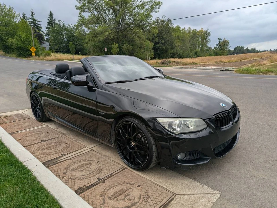 2012 BMW E93 335i Convertible - Image 3 of 20