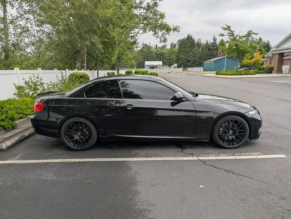2012 BMW E93 335i Convertible - Image 8 of 20
