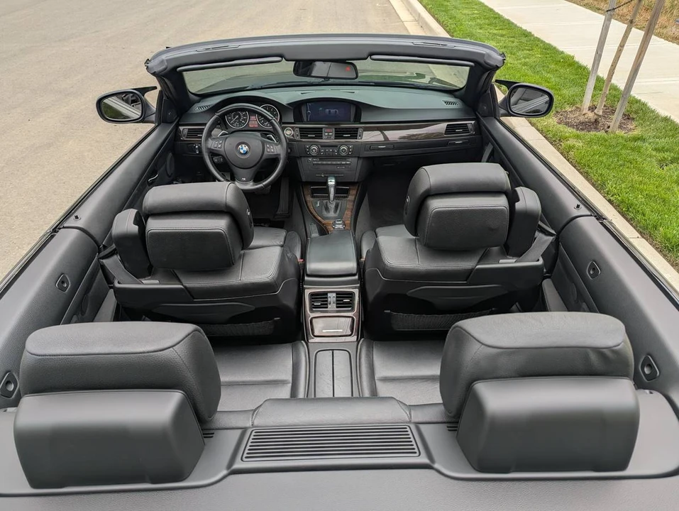 2012 BMW E93 335i Convertible - Image 14 of 20