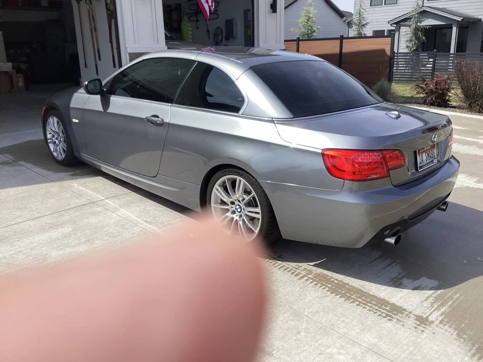 2012 BMW E93 335i Convertible - Image 3 of 6