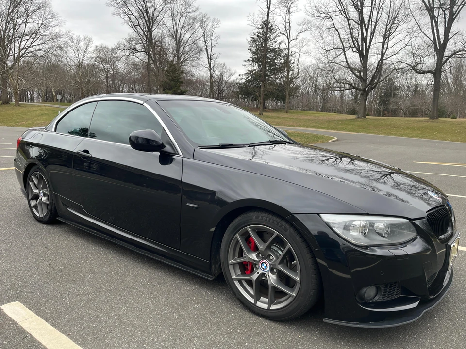 2012 BMW E93 335i Convertible - Image 15 of 31