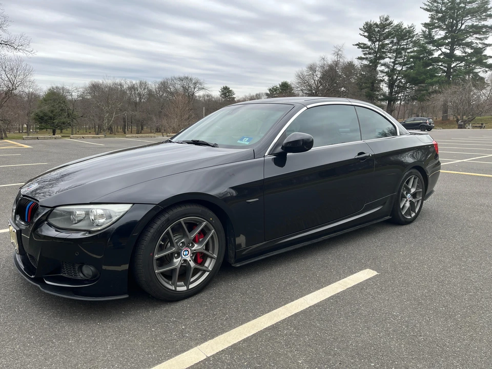 2012 BMW E93 335i Convertible - Image 11 of 31