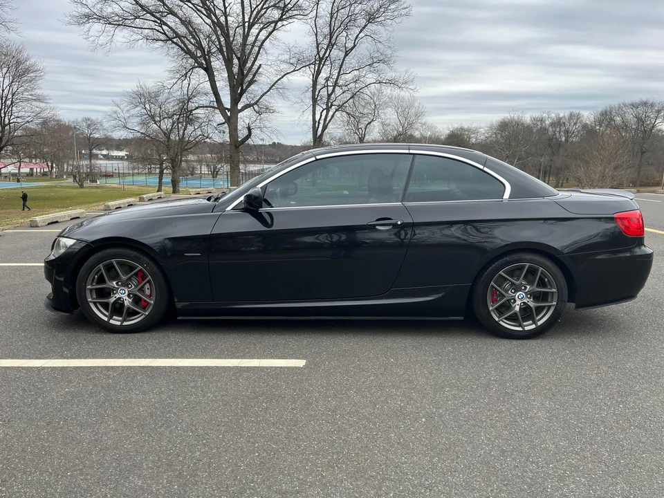 2012 BMW E93 335i Convertible - Image 12 of 31