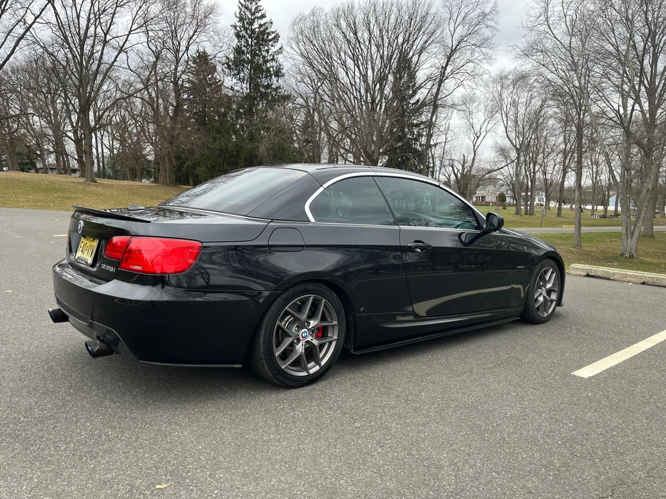 2012 BMW E93 335i Convertible - Image 14 of 31
