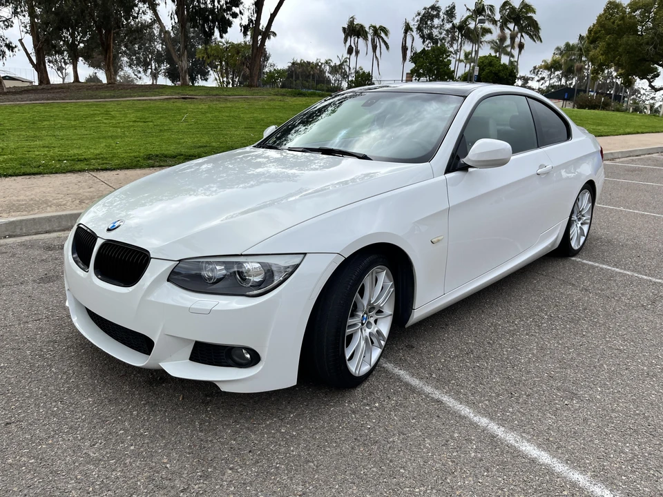 2012 BMW E92 335i Coupe - Image 9 of 31