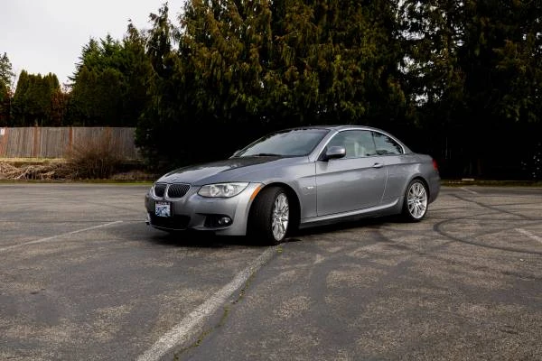 2012 BMW E93 335i Convertible - Image 10 of 15