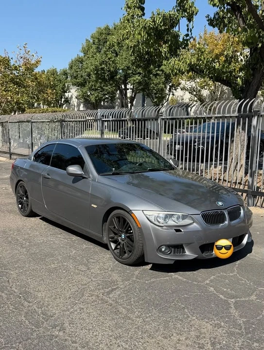 2012 BMW E93 335i Convertible - Image 4 of 12