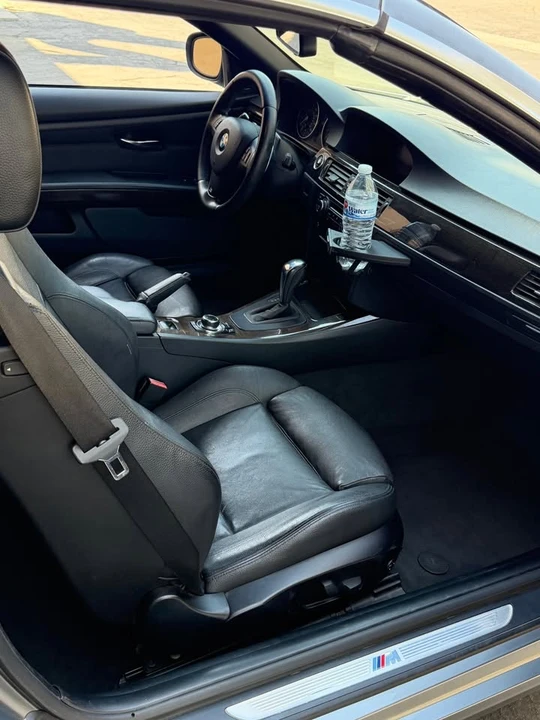 2012 BMW E93 335i Convertible - Image 7 of 12