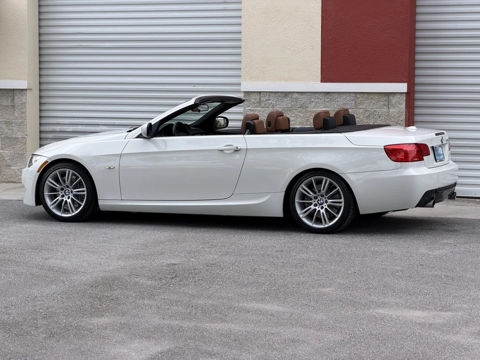 2012 BMW - Image 21 of 31