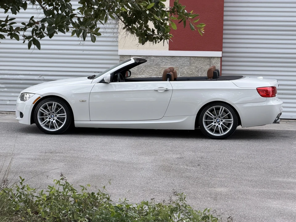 2012 BMW - Image 24 of 31
