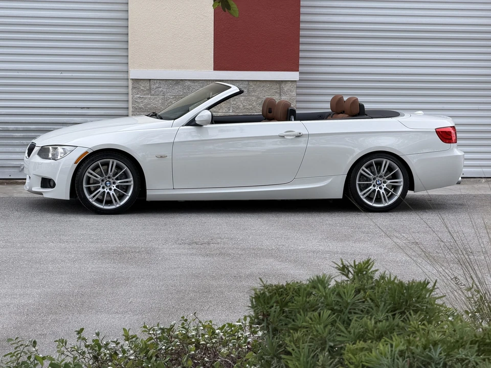 2012 BMW - Image 2 of 31